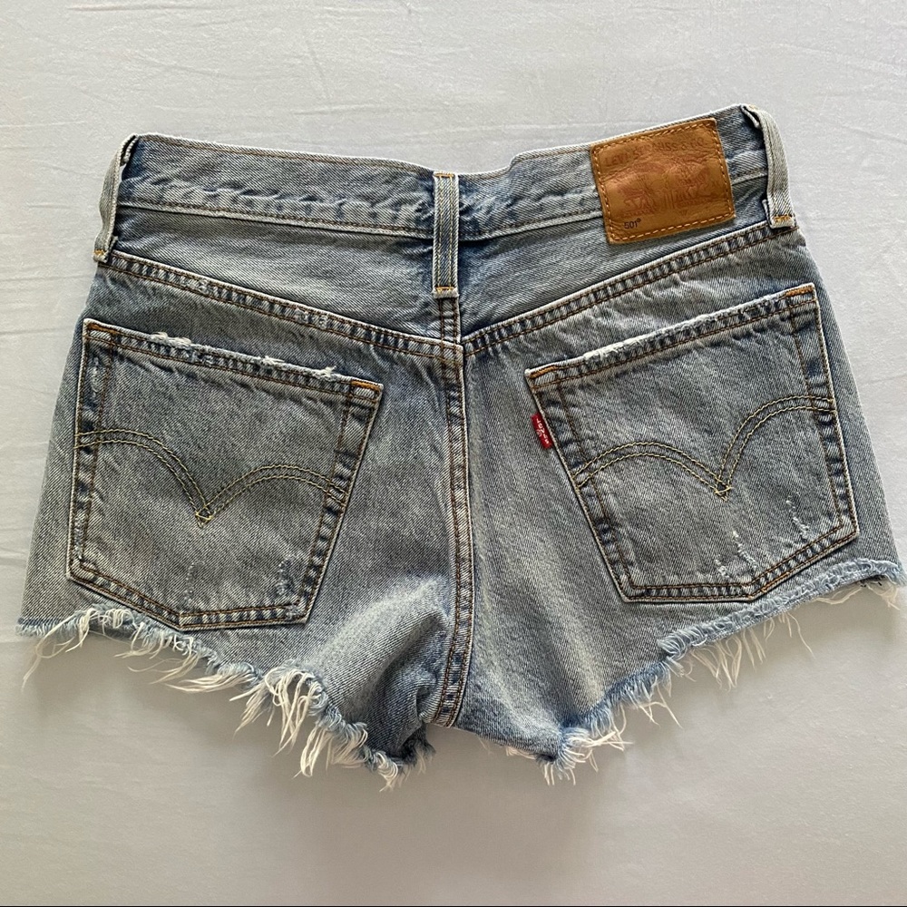 Levi's 501 Short - Picture 4 of 5